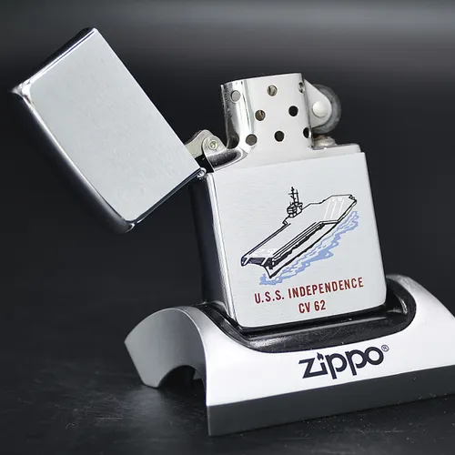 ZIPPO XƯA 1981 - HÀNG XƯA THẬP NIÊN 80s _CHỦ ĐỀ TÀU CHIẾN U.S.S INDEPENDENCE CV 62
