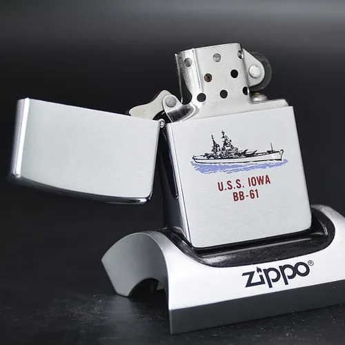 ZIPPO XƯA 1983 - HÀNG XƯA THẬP NIÊN 80s _CHỦ ĐỀ HIẾM TÀU CHIẾN U.S.S IOWA BB-61