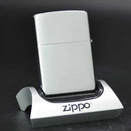 ZIPPO XƯA 1998 - HÀNG XƯA THẬP NIÊN 90s - CHỦ ĐỀ ĐẠI BÀNG_Trong tình trạng New mới nguyên chưa sử dụng