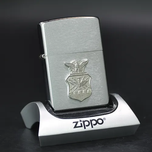 ZIPPO XƯA 2003 - HÀNG XƯA 2000s _ CHỦ ĐỀ  EMBLEM ĐẠI BÀNG