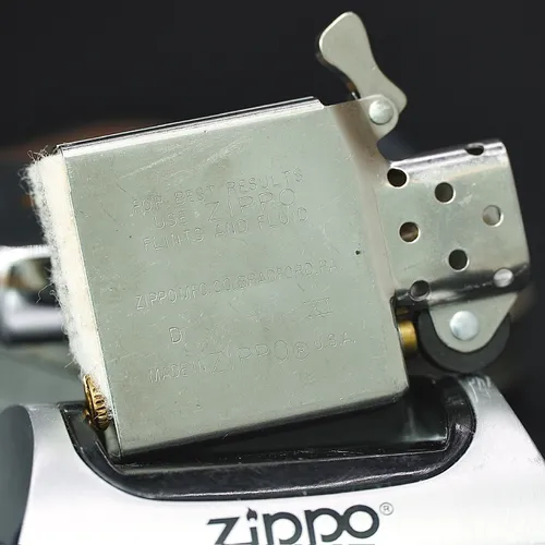 ZIPPO XƯA 1995 - HÀNG XƯA THẬP NIÊN 90s _ CHỦ ĐỀ WOLRD WAR 2 50th ANNIVERSARY