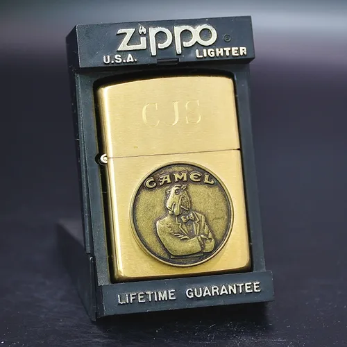 ZIPPO XƯA 32-92 - HÀNG XƯA CHU NIÊN _ CHỦ ĐỀ EMBLEM CAMEL