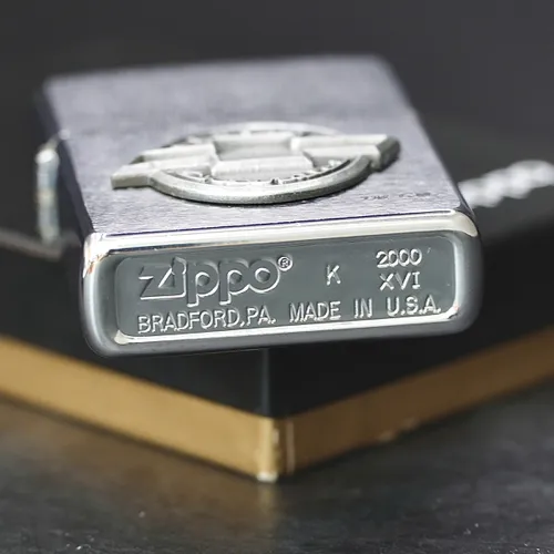 ZIPPO XƯA 2000 - HÀNG XƯA 2000s_ CHỦ ĐỀ LOGO CHEVROLET