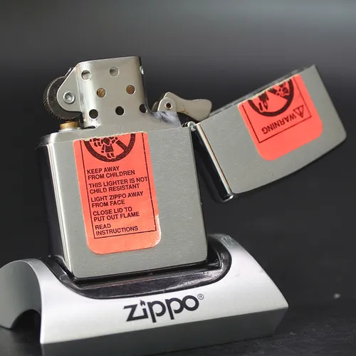 ZIPPO XƯA 1997 - HÀNG XƯA THẬP NIÊN 90s _ CHỦ ĐỀ HARLEY DAVIDSON RACING