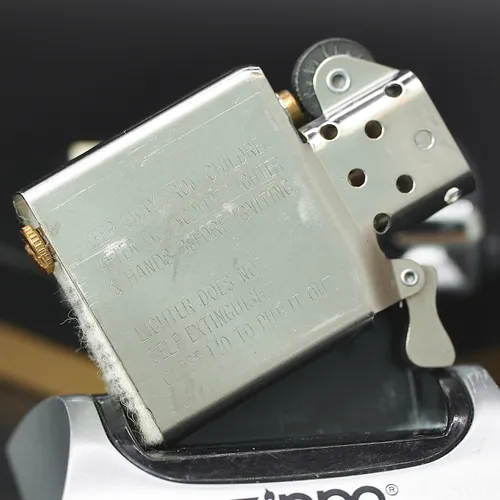 ZIPPO XƯA 1996 - HÀNG XƯA THẬP NIÊN 90s _ CHỦ ĐỀ VESSEL AND LIGHTHOUSE