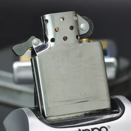 ZIPPO XƯA 2001 - HÀNG XƯA 2000s _ CHỦ ĐỀ DECEMBER 7, 1941 PEARL HARBOR