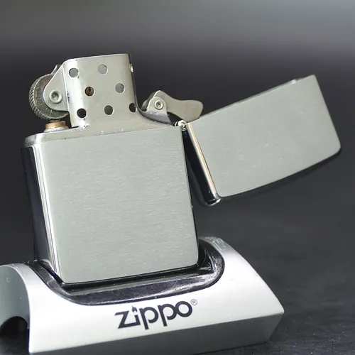 ZIPPO XƯA 1993 - HÀNG XƯA THẬP NIÊN 90s _ CHỦ ĐỀ BOWLING PLAYER