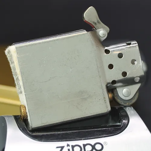 ZIPPO XƯA 1993 - HÀNG XƯA THẬP NIÊN 90s _ CHỦ ĐỀ BOWLING PLAYER
