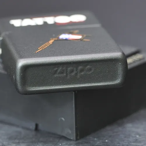 ZIPPO XƯA 1998 - HÀNG XƯA THẬP NIÊN 90s _ CHỦ ĐỀ OUTLAW BIKER TATTOO REVUE