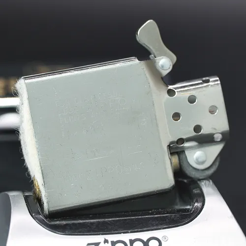 ZIPPO XƯA 1994 - HÀNG XƯA THẬP NIÊN 90s _ CHỦ ĐỀ HOLE IN ONE