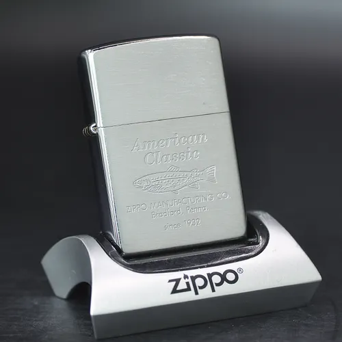 ZIPPO XƯA 2000 - HÀNG XƯA 2000s_ CHỦ ĐỀ AMERICAN CLASSIC FISH LOGO