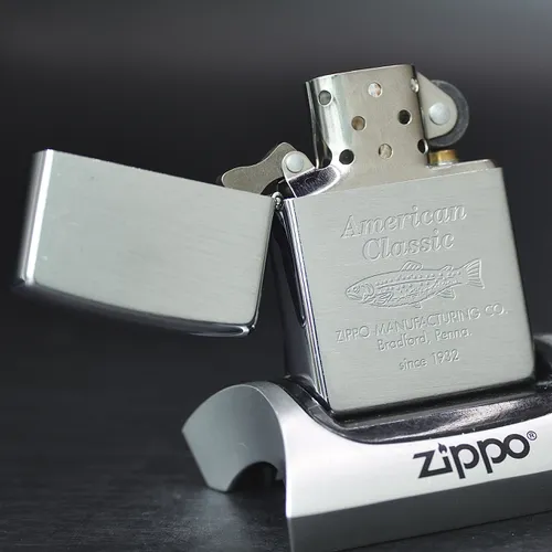 ZIPPO XƯA 2000 - HÀNG XƯA 2000s_ CHỦ ĐỀ AMERICAN CLASSIC FISH LOGO