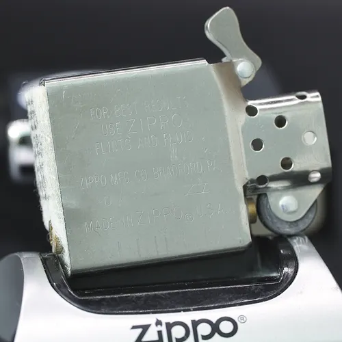 ZIPPO XƯA 1999 - HÀNG XƯA THẬP NIÊN 90s _ CHỦ ĐỀ PENGUIN LOGO