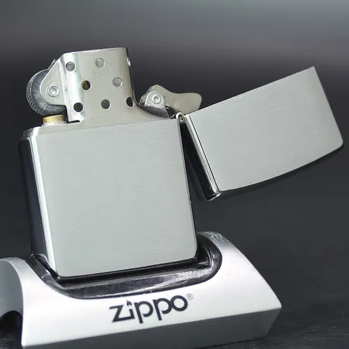 ZIPPO XƯA 1998 - HÀNG XƯA THẬP NIÊN 90s _ CHỦ ĐỀ MILLER LITE
