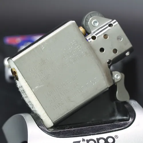 ZIPPO XƯA 1997 - HÀNG XƯA THẬP NIÊN 90s _ CHỦ ĐỀ FOOTBALL - GIANTS