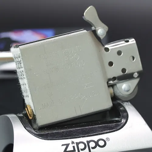 ZIPPO XƯA 1997 - HÀNG XƯA THẬP NIÊN 90s _ CHỦ ĐỀ HORSE
