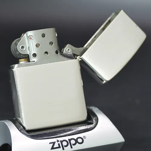ZIPPO XƯA 1995 - HÀNG XƯA THẬP NIÊN 90s _ CHỦ ĐỀ CHISATO MORITAKA