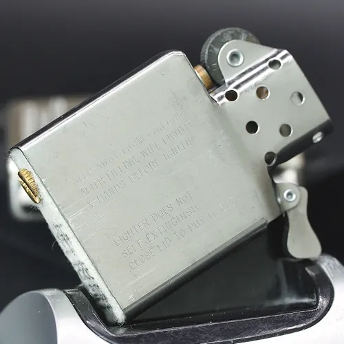 ZIPPO XƯA 1995 - HÀNG XƯA THẬP NIÊN 90s _ CHỦ ĐỀ CHISATO MORITAKA