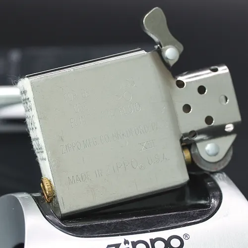 ZIPPO XƯA 1997 - HÀNG XƯA THẬP NIÊN 90s _ CHỦ ĐỀ LOGO ZIPPO BRUSHED