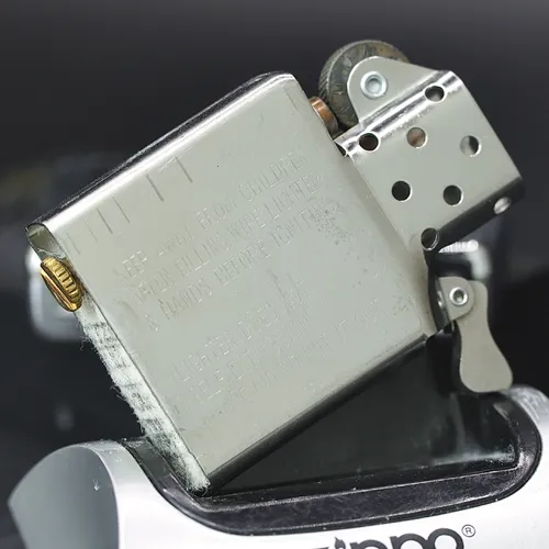 ZIPPO XƯA 1995 - HÀNG XƯA THẬP NIÊN 90s _ CHỦ ĐỀ GIGANTOR TETSUJIN 28-GO