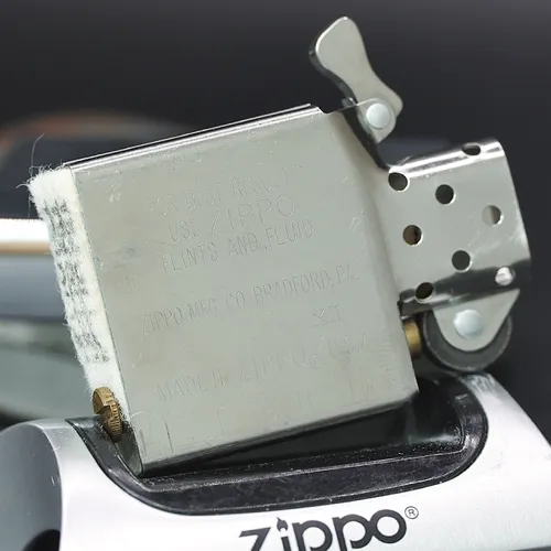 ZIPPO XƯA 1996 - HÀNG XƯA THẬP NIÊN 90s _ CHỦ ĐỀ THỔ DÂN