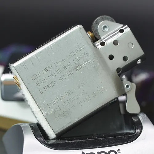 ZIPPO XƯA 1997 - HÀNG XƯA THẬP NIÊN 90s _ CHỦ ĐỀ CHAMPION