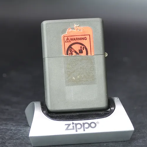 ZIPPO XƯA BẢN ĐẶC BIỆT 2001 - HÀNG XƯA 2000s _ CHỦ ĐỀ SOLID TITANIUM