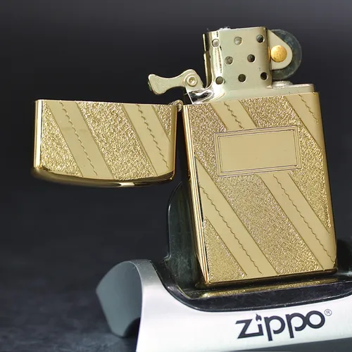 ZIPPO XƯA SLIM GOLD PLATED 1976 - HÀNG XƯA THẬP NIÊN 70s _ CHỦ ĐỀ DIAGONAL SWIRL