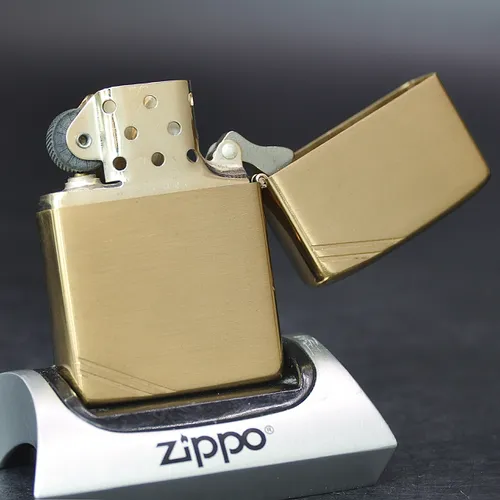 ZIPPO XƯA CHU NIÊN 32-82 - HÀNG XƯA THẬP NIÊN 80s _ CHỦ ĐỀ WORLD WIDE TRAVEL