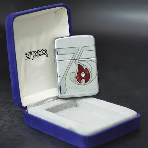 ZIPPO XƯA BẢN ĐẶC BIỆT 2007 - HÀNG XƯA 2000s _ CHỦ ĐỀ KỶ NIỆM 75 NĂM THÀNH LẬP