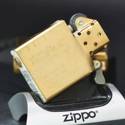 ZIPPO XƯA 1999 - HÀNG XƯA THẬP NIÊN 90s _ CHỦ ĐỀ KROMBACHER