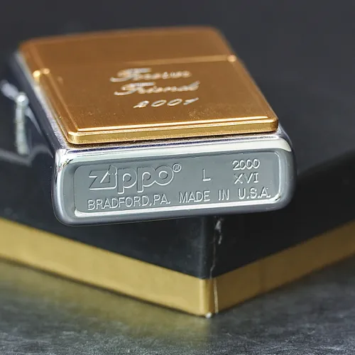 ZIPPO XƯA 2000 - HÀNG XƯA 2000s _ CHỦ ĐỀ FOREVER FRIENDS 2001