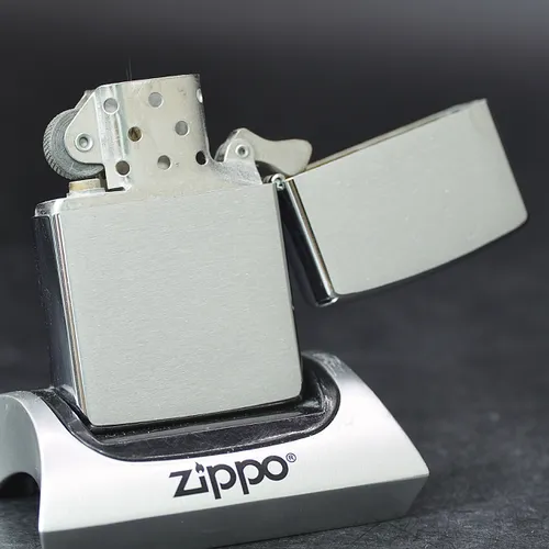ZIPPO XƯA 1997- HÀNG XƯA THẬP NIÊN 90s _ CHỦ ĐỀ TÀU CHIẾN FREGATTE AUGSBURG