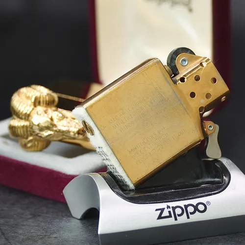 ZIPPO XƯA ĐẶC BIỆT 1994  - HÀNG XƯA THẬP NIÊN 90s _ CHỦ ĐỀ GOLDEN GOAT HEAD