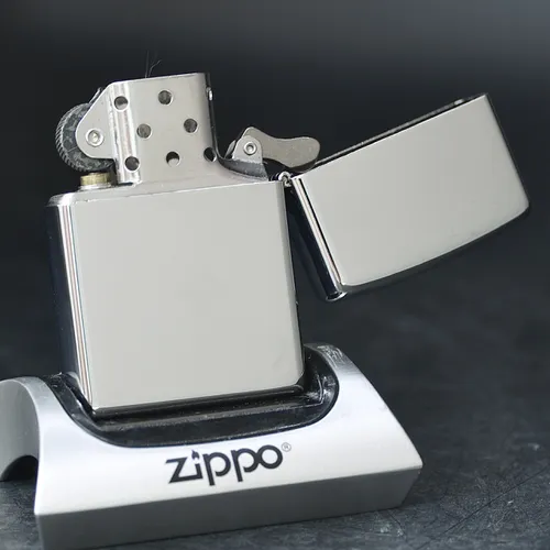 ZIPPO XƯA 2003 - HÀNG XƯA 2000s _ CHỦ ĐỀ ISAF