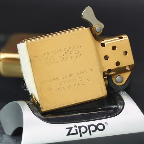 ZIPPO XƯA CHU NIÊN 32-86 - HÀNG XƯA THẬP NIÊN 80s _ CHỦ ĐỀ TÀU CHIẾN CORAL SEA CV 43