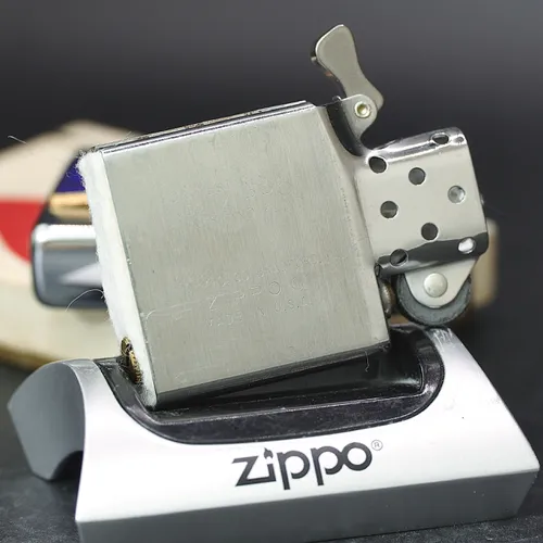 ZIPPO XƯA 1976 - HÀNG XƯA THẬP NIÊN 70s _ CHỦ ĐỀ DEA
