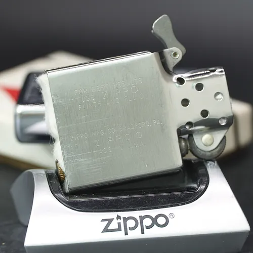 ZIPPO XƯA 1975 - HÀNG XƯA THẬP NIÊN 70s _ CHỦ ĐỀ VENETIAN