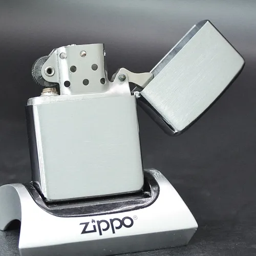 ZIPPO XƯA 1958 - HÀNG XƯA THẬP NIÊN 50s _ CHỦ ĐỀ COLONIAL PLAN