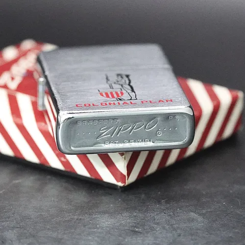 ZIPPO XƯA 1958 - HÀNG XƯA THẬP NIÊN 50s _ CHỦ ĐỀ COLONIAL PLAN