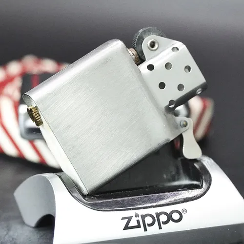 ZIPPO XƯA 1958 - HÀNG XƯA THẬP NIÊN 50s _ CHỦ ĐỀ COLONIAL PLAN