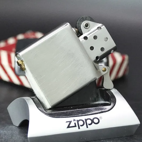ZIPPO XƯA 1957 - HÀNG XƯA THẬP NIÊN 50s _ CHỦ ĐỀ POST INFLUENTIAL