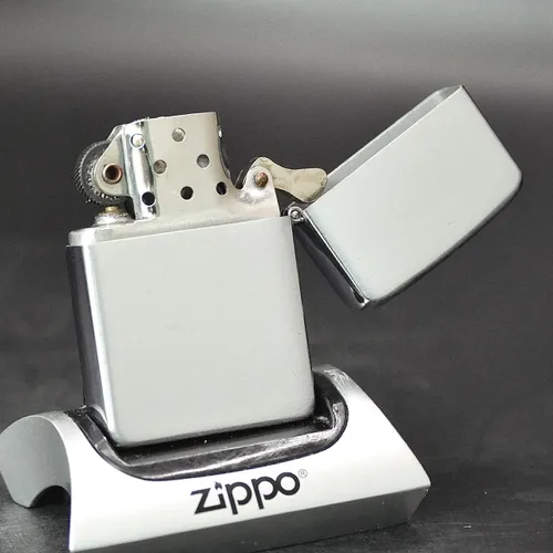 ZIPPO XƯA 1951 - HÀNG XƯA THẬP NIÊN 50s _ CHỦ ĐỀ READER DIGEST