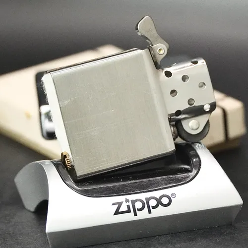 ZIPPO XƯA 1975 - HÀNG XƯA THẬP NIÊN 70s _ CHỦ ĐỀ SPES MEA IN DEO EST