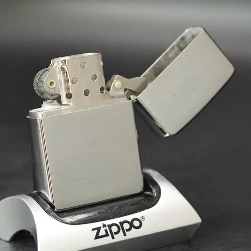 ZIPPO XƯA 1969 - HÀNG XƯA THẬP NIÊN 60s _ CHỦ ĐỀ MARE ISLAND