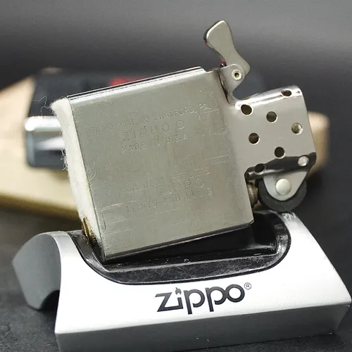 ZIPPO XƯA 1977 - HÀNG XƯA THẬP NIÊN 70s _ CHỦ ĐỀ CASE