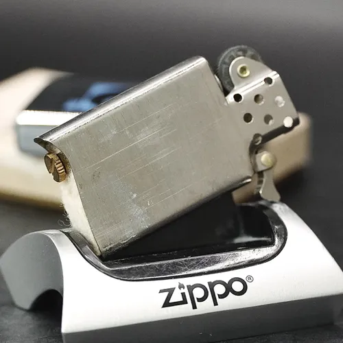 ZIPPO XƯA 1970 - HÀNG XƯA THẬP NIÊN 70s _ CHỦ ĐỀ PIPELINERS SLIM