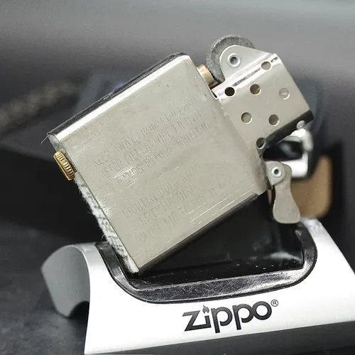 ZIPPO XƯA 1995 - HÀNG XƯA THẬP NIÊN 90s _ CHỦ ĐỀ GORCH FOCK