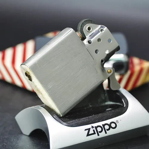 ZIPPO XƯA 1957 - HÀNG XƯA THẬP NIÊN 50s _ CHỦ ĐỀ SHEFFIELD