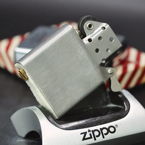 ZIPPO XƯA 1958 - HÀNG XƯA THẬP NIÊN 50s _ CHỦ ĐỀ RED GOAT